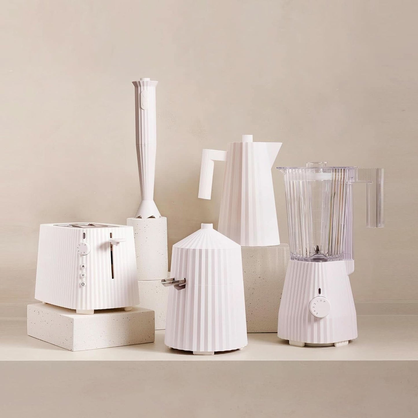 Alessi Plissé MDL09 W - Mixér s odměrnou karafou, termoplastická pryskyřice, Kitchen Naty Shop