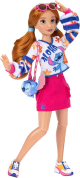Módní steh pro panenky Disney ILY 4EVER se zrzavými vlasy 11,5" vysoký s 13 body artikulace, dvěma kompletními mixy a třpytivým prstenem Mickey pro vás! Panenky Naty Shop