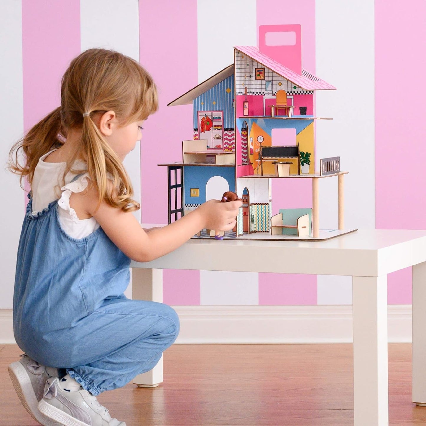 Dřevěný domeček pro panenky Olivia's Little World 360 pro děti, 3,5" panenky a 12 doplňků, vícebarevný TD-13260C