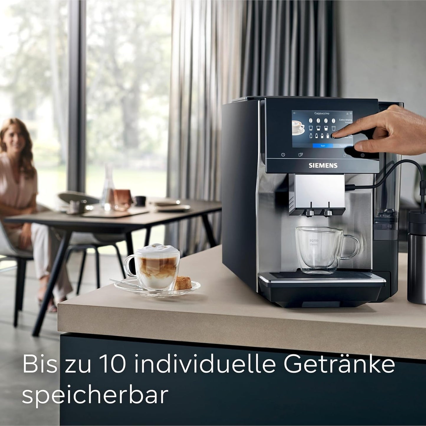 Automatický espresso kávovar Siemens EQ700 classic TP715D01, ovládání aplikací, cold brew, intuitivní dotykový displej, až 10 jednotlivých kreací kávy jako oblíbené, automatické čištění párou, 1500 W, stříbrná šedá