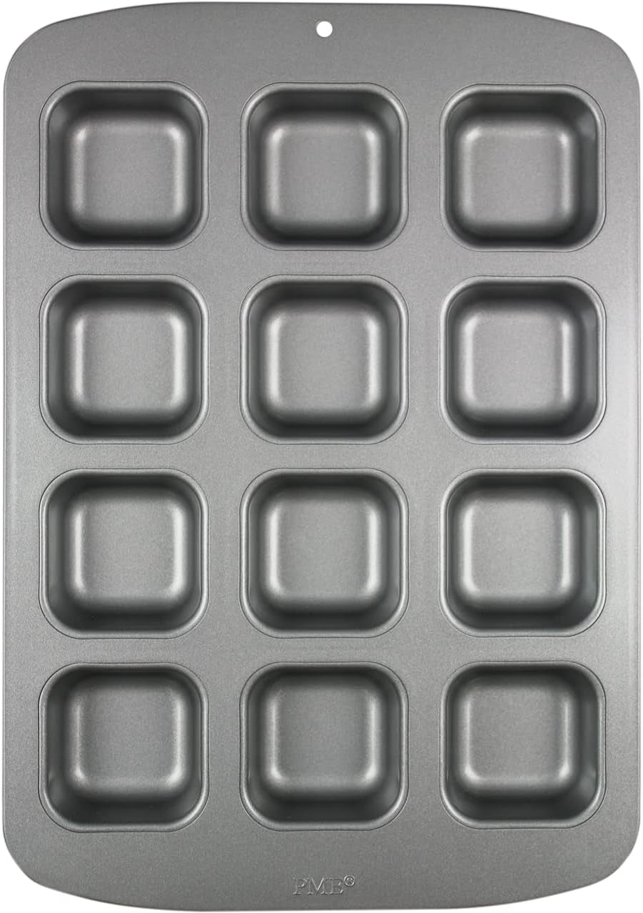 CSB106 Quadratische Antihaftbeschichtete Backform Mit 12 Minilöchern Aus Karbonstahl, Edelstahl, Silver, 37,3 X 26,1 X 3,1 Cm Formy a plechy na pečení Naty Shop
