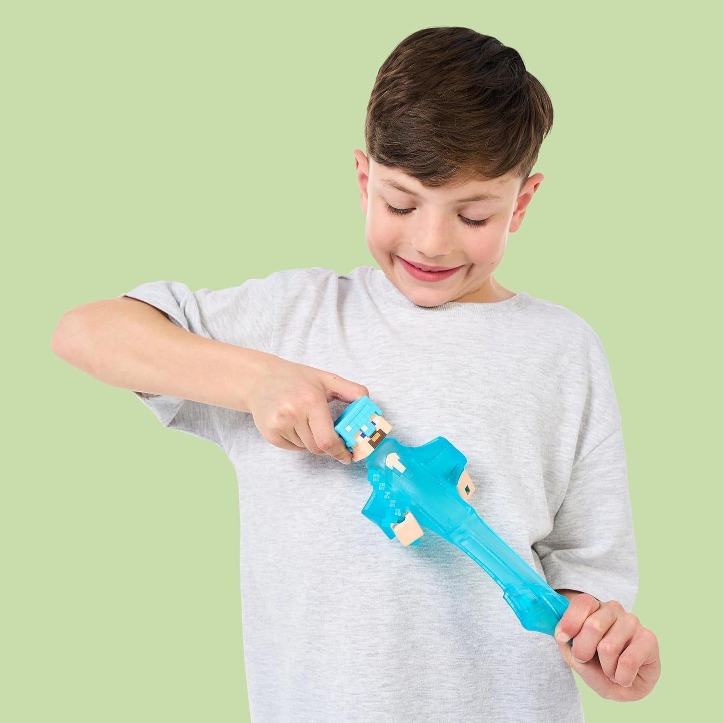 Heroes of Goo Jit Zu - Rozšiřitelná figurka Minecraftu - Steve s diamantovým brněním a mečem, super strečová Goo výplň se skrytým diamantovým prvkem uvnitř, rozšiřitelná na 3x velké akční figurky Naty Shop