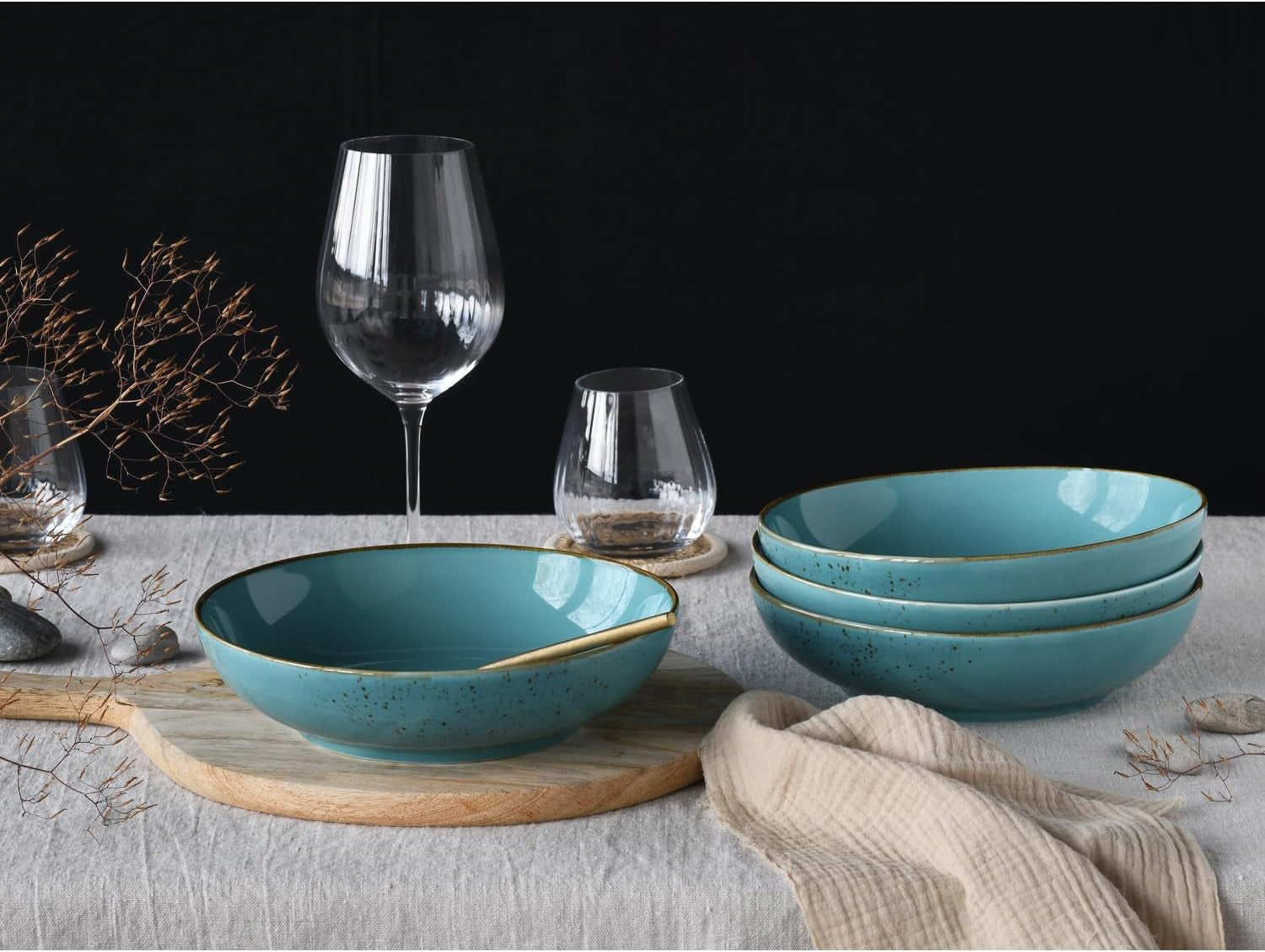 Creatable, 21683, Serie Nature Collection Water, 4-dílná sada pro 4 osoby, Poke Bowl aus Steinzeug, spülmaschinen- und mikrowellengeeignet, Qualitätsproduktion