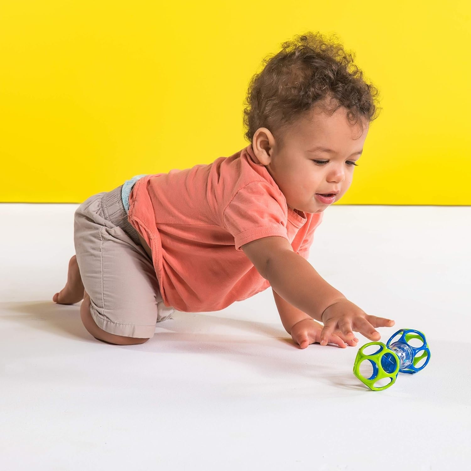 Fehn Chobotnice Activity Toy - Hračka motorických dovedností pro miminka do kočárku a Bright Starts, Oball, Chrastítko s míčky na chůzi, Interaktivní hračka Bebe Toys Naty Shop