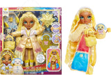 Rainbow High Winter Wonderland - Skyler (modrá) - 28 cm módní panenka se sadou sněhuláka, která hromadí vodu a hromadí vodu, vhodná pro děti od 4 do 12 let a sběratele Naty Shop Sunny Dolls (žlutá)