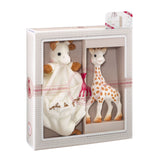 Narozeninová dárková sada žirafy Sophie Sophiesticated Pouet 00012 Jucarii Bebe Naty Shop Jednobarevná kousací hračka a plyšová hračka pro miminko Sophie La Girafe