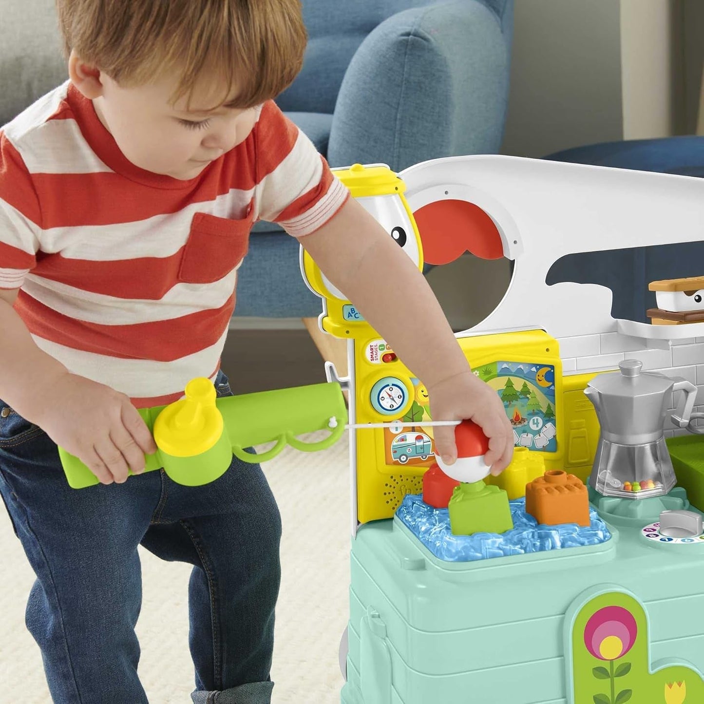 Fisher-Price - Smějte se a učte se Camper 3 v 1 dětská tlačná hračka a centrum hudebních aktivit Hračka pro miminka 9-36 měsíců HCK51 Hračky pro miminka Naty Shop