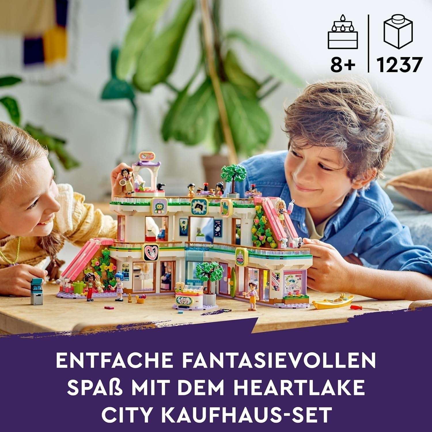 LEGO Store Friends Hračka domeček pro panenky Heartlake City pro dívky a chlapce Sada figurek podporuje sociálně-emocionální rozvoj dárek pro 8 let 42604 Stavebnice Besuche den LEGO-Store