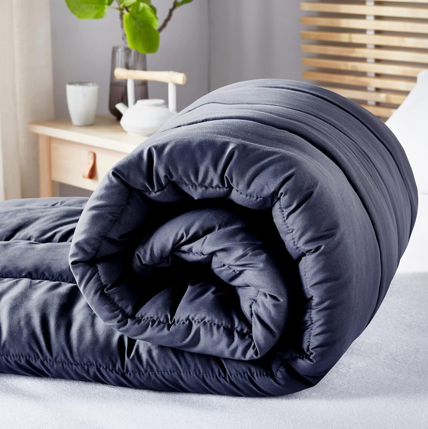 Pikolin Home - Oboustranná peřina 300 G - Severská dvoubarevná výplň - Do postele 90 - pohodlná, teplá, prodyšná, tmavě modrá, 140 X 200 cm Peřiny a přikrývky Naty Shop