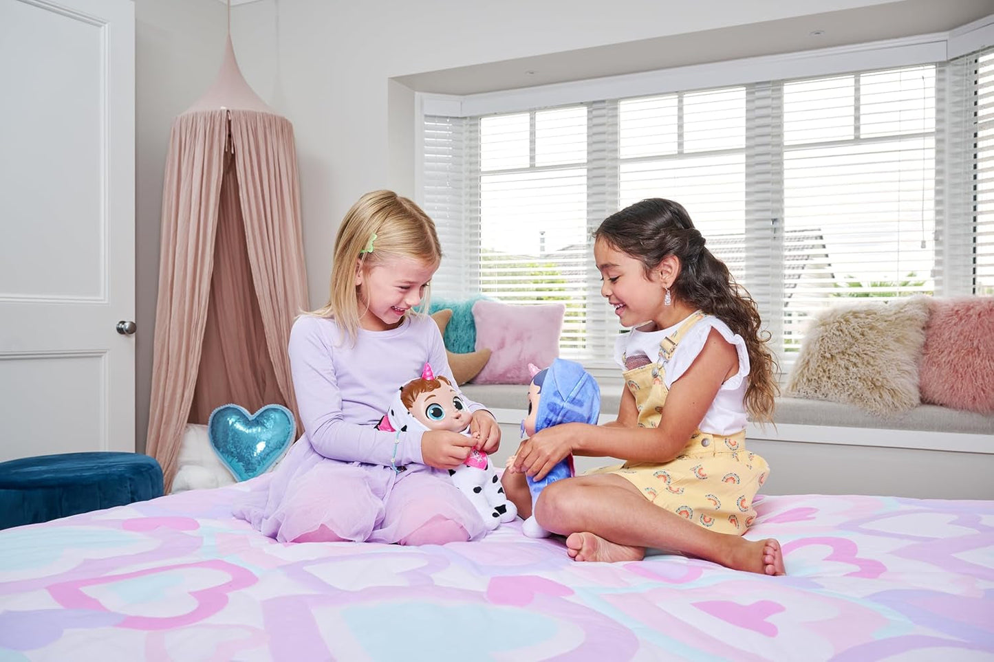 Babycorns Series 1 panenky ZURU Magical Cat (Mac) s příslušenstvím Rozbalovací hračka s překvapením pro dívky