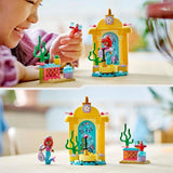 LEGO Ç€ Disney Princezna Arielle je hudební hračka na stavění jeviště pro děti se 2 figurkami, nápad na dárek pro dívky a chlapce od 4 let a fanoušky televizních seriálů, dětská hračka 43235 Stavebnice Beuche den LEGO-Store