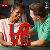 Stavebnice LEGO Art Love pro dospělé Domácí dekorace Dárek k Valentýnu a ke Dni matek pro ženy a muže Kreativní činnost pro milovníky umění a designu 31214 Stavebnice Besuche den LEGO-Store