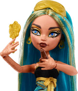 Panenky a doplňky Monster High Buried Secrets, Cozy Creepover Theme s Mystery panenkou a 5 překvapeními při rozbalení (čísla se mohou lišit), HYV64