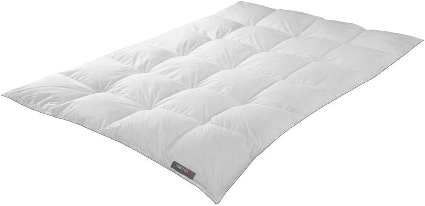 Péřová přikrývka Badenia Trendline Comfort, teplá zimní přikrývka s 90 % prachového peří a 10 % peří I. třída, 135 X 200 Cm, prachové peří Pass Tested & Oeko-Tex Certified, Vyrobeno v souladu s německým standardem kvality Přikrývky a přikrývky Naty Shop Comfort 135 X 200 Cm Teplá zimní deka