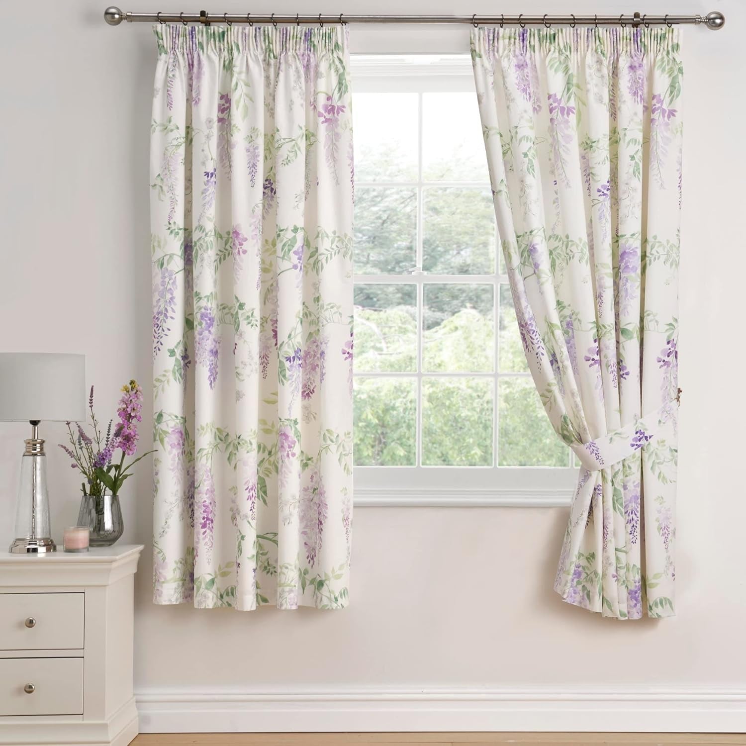 Dreams & Drapes Design - Wisteria - Prošívaná přikrývka - 200 Cm X 230 Cm v růžové barvě DREAMS AND DRAPES Postele a přikrývky Lila V183 X Š168 Cm (balení 1 ks)