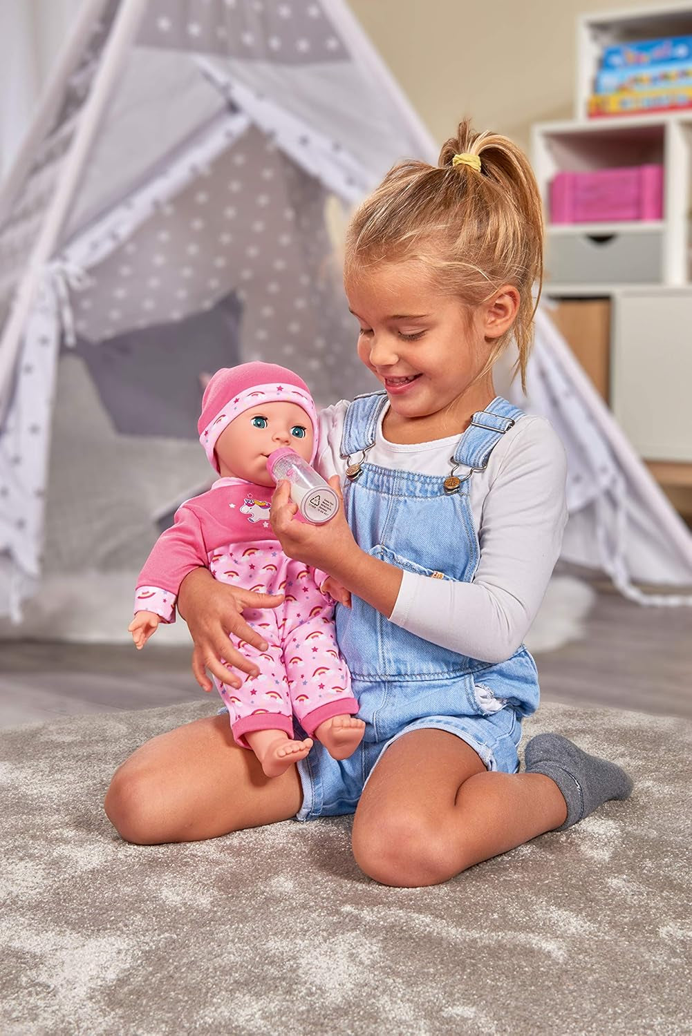 Simba 105140060 - Laura Tickle Baby Soft Body panenka s duhovou matrací, vydává 25 dětských zvuků, 38 cm, panenka pro 2 roky a více