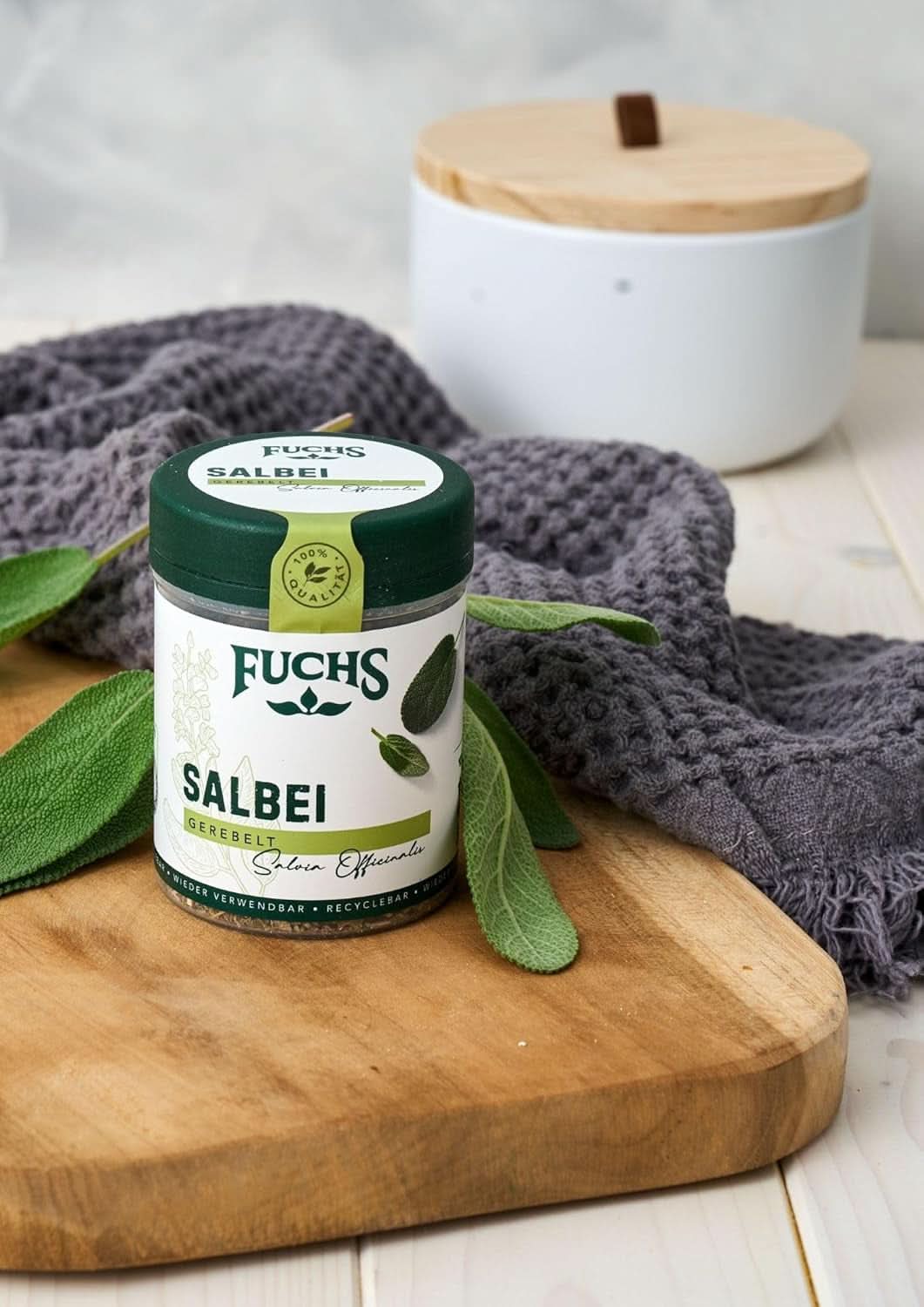 Fuchs, šalvěj, kyselá nota, jemně hořká na ravioli nebo noky, 14 gramů Koření Naty Shop