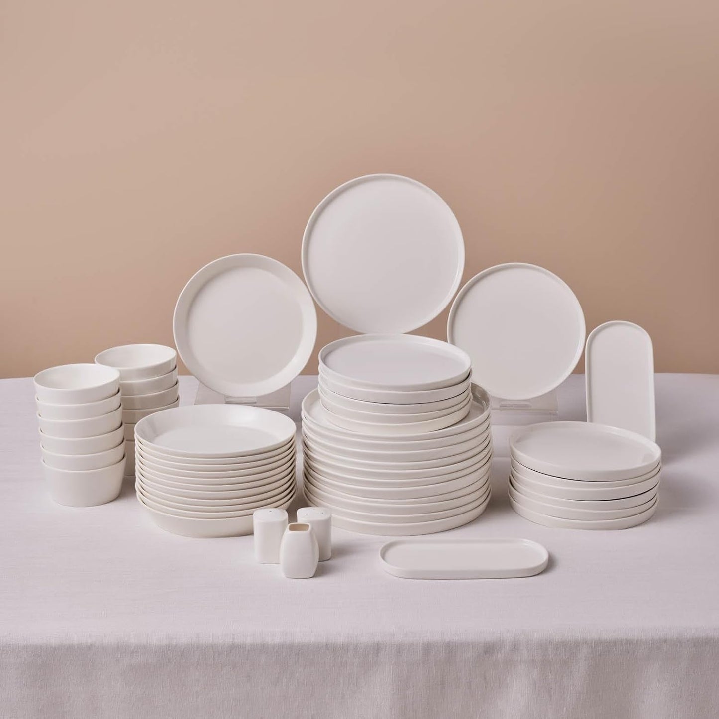 Sada nádobí Karaca Stream Bone Bomo pro 12 osob Sada elegantních čtvercových talířů Sada elegantního bílého porcelánového nádobí
