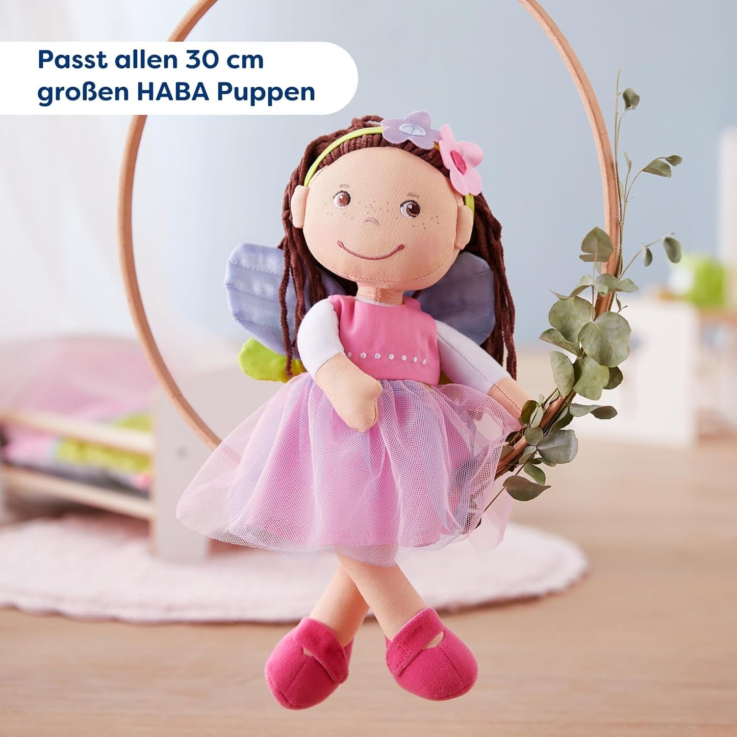 Oblečení kouzelné panenky HABA Fairy - 2dílná sada pro 18 měsíců a panenky (30 cm) - Tylové šaty s křídly, květinový pásek do vlasů v ceně - 1306243001