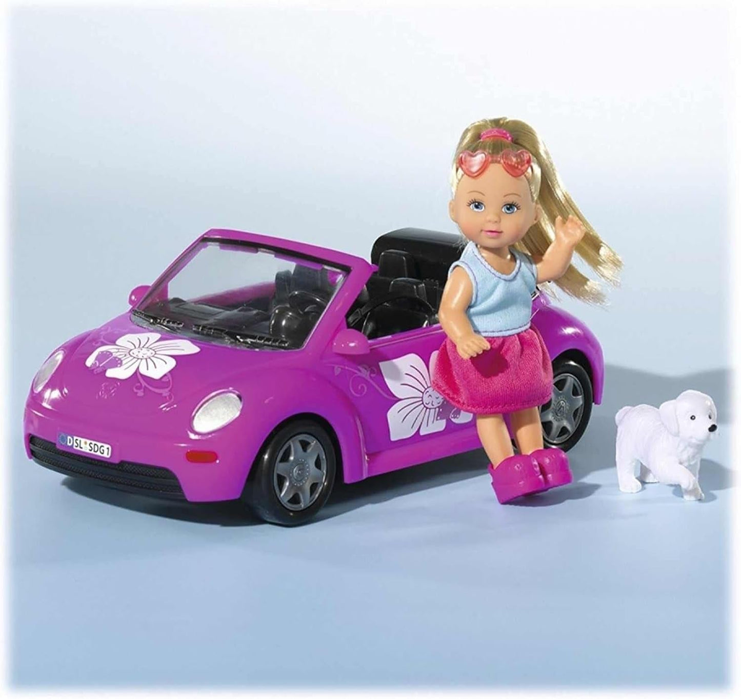 Simba 105731539 - Evi Love Beetle Evi's, Evi s autem, auto: 22 cm, se psem, módní panenka, 12 cm, pro děti od 3 let