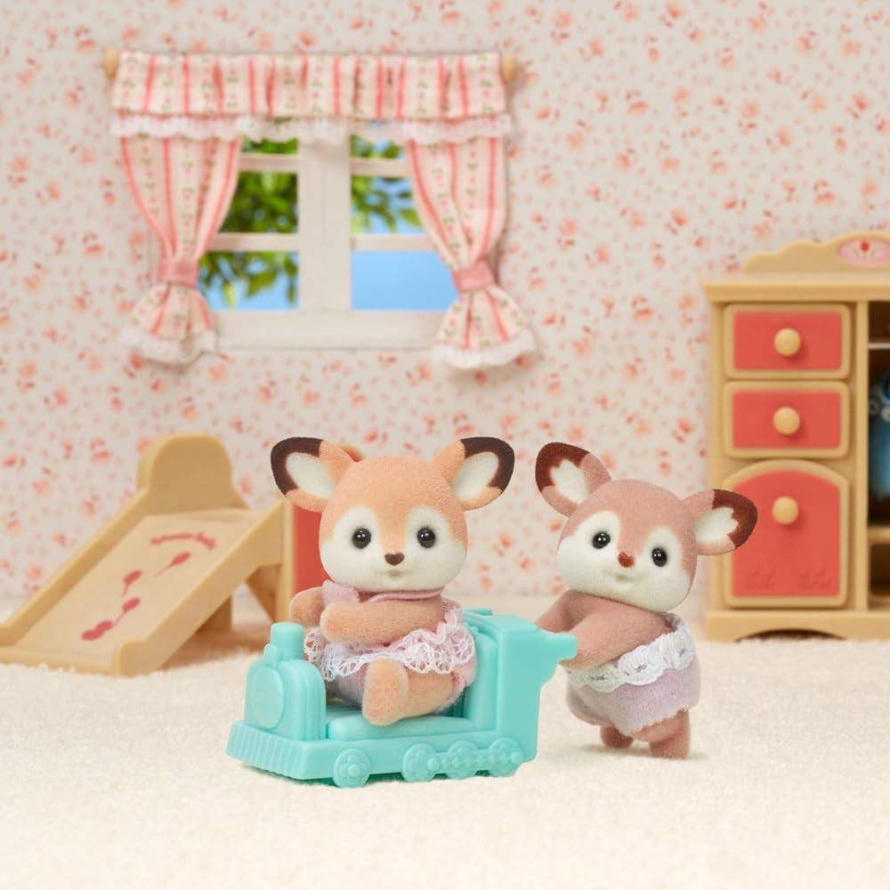 Sylvanian Families 5800 Deer Twins, herní sada s figurkami zvířat, figurky lesních zvířat, hračka pro děti od 3 let