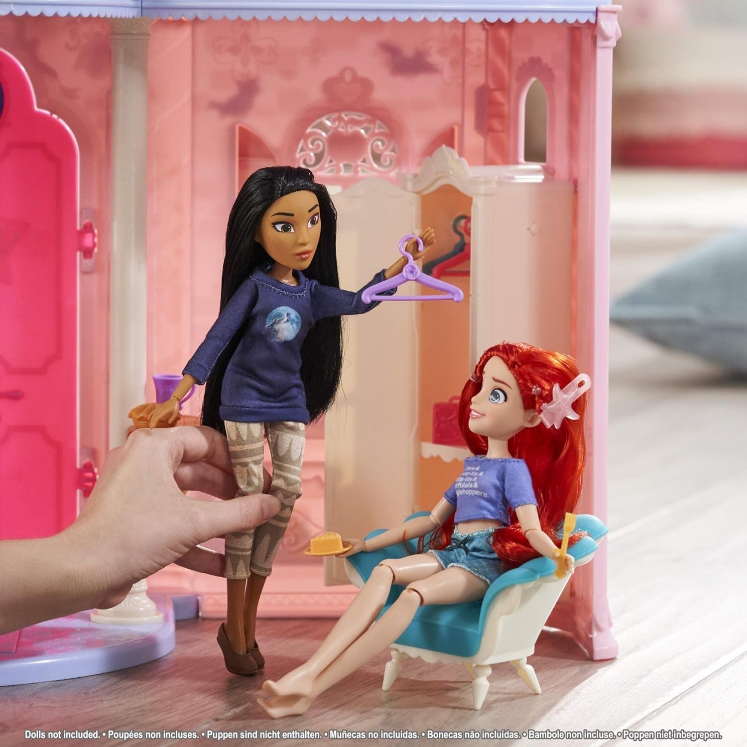 Disney Princess Castle Pohodlný domeček pro panenky se 6 kusy nábytku a 16 doplňky Hračka pro 5leté dívky Domky pro panenky Naty Shop