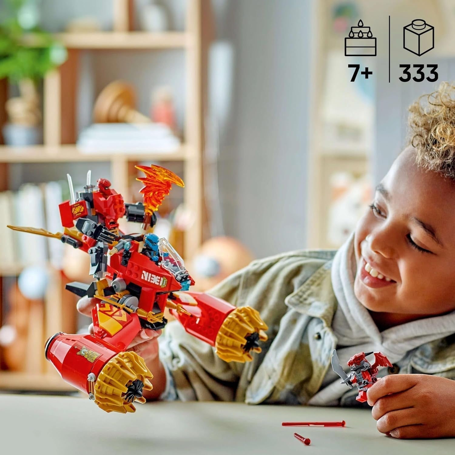 LEGO NINJAGO Kai's Storm Rider Mech - Létající motorka se 3 minifigurkami - Mechanik s pohyblivou hlavou, rukama a nohama - Stavebnice - Dárek pro chlapce a dívky ve věku 7+ 71830 Stavebnice Besuche den LEGO-Store