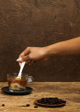 VietBeans KEO - Schokoladiger Kaffee - Ganze Kaffeebohnen - Geröstet na másle, whisky a rumu - Intensive Schoko-Geschmack - Aroma: Čokoláda - 250 g