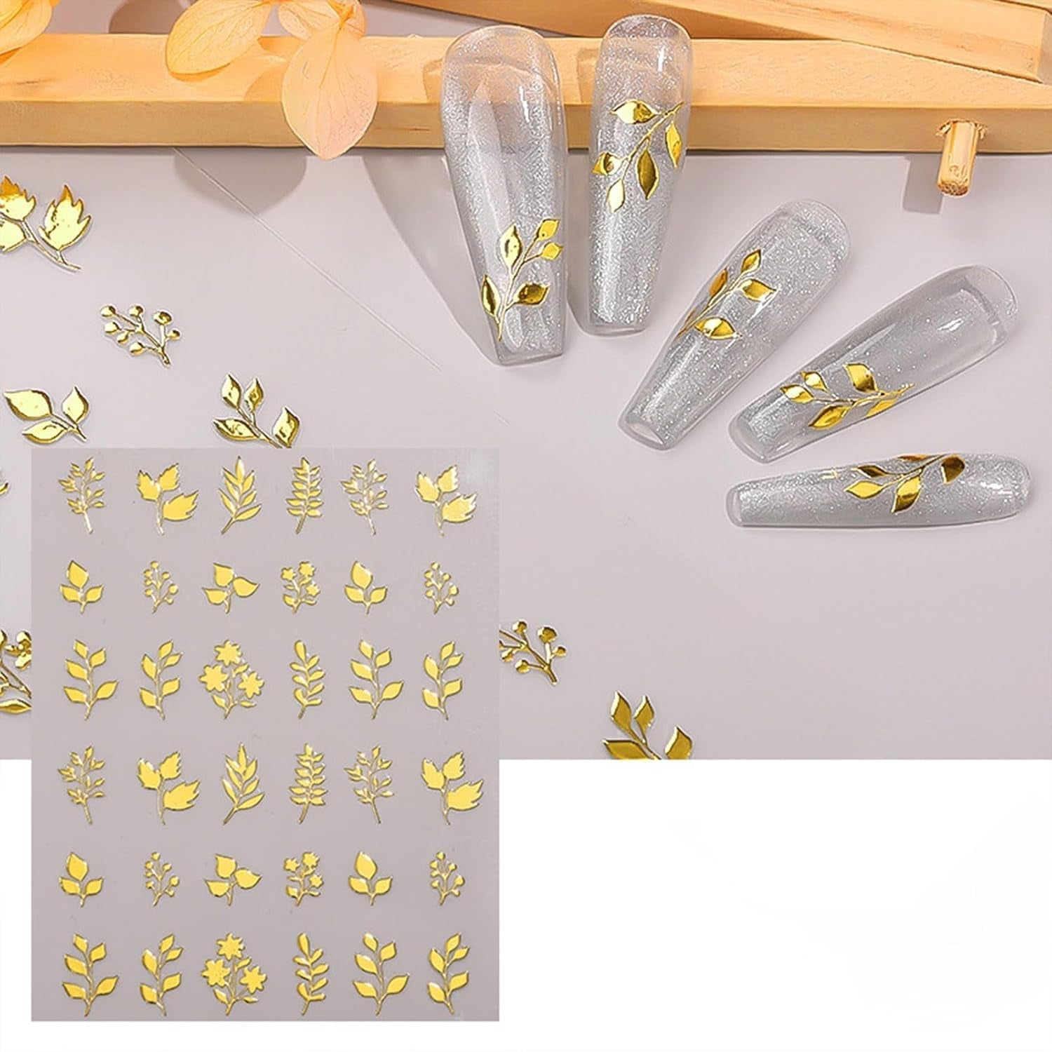 JMEOWIO Nálepka na nehty Goldene Blumen 8 Blatt Nálepka na nehty Selbtklebend Nagelaufkleber Dekoration Nageldesign Zubehör