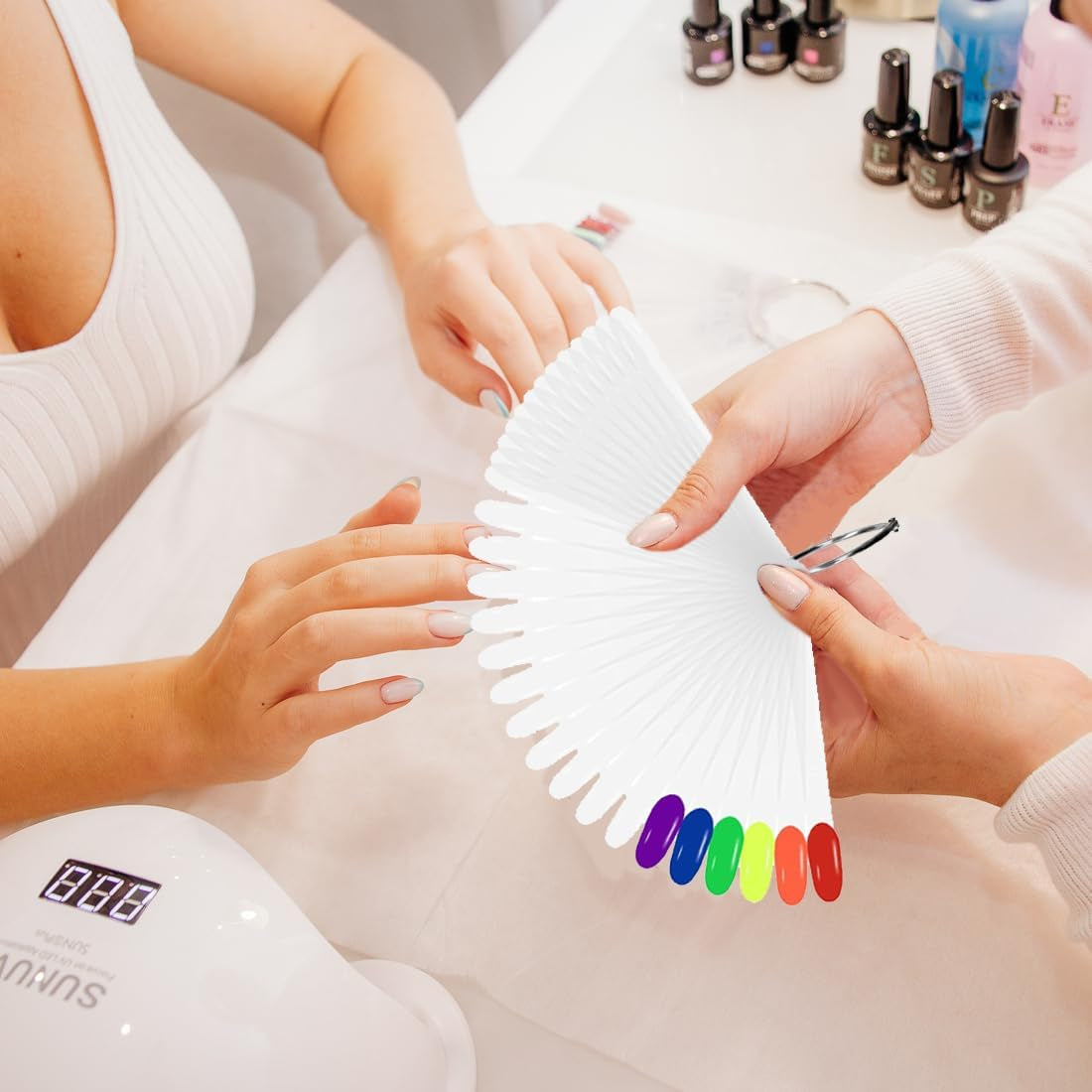 100 pomůcek na zdobení nehtů, šablon na zdobení nehtů, průhledné kulaté hlavy a pomůcek na zdobení nehtů Natural Color Ballet, dodává se se 2 digitálními třpytivými nálepkami 1-100