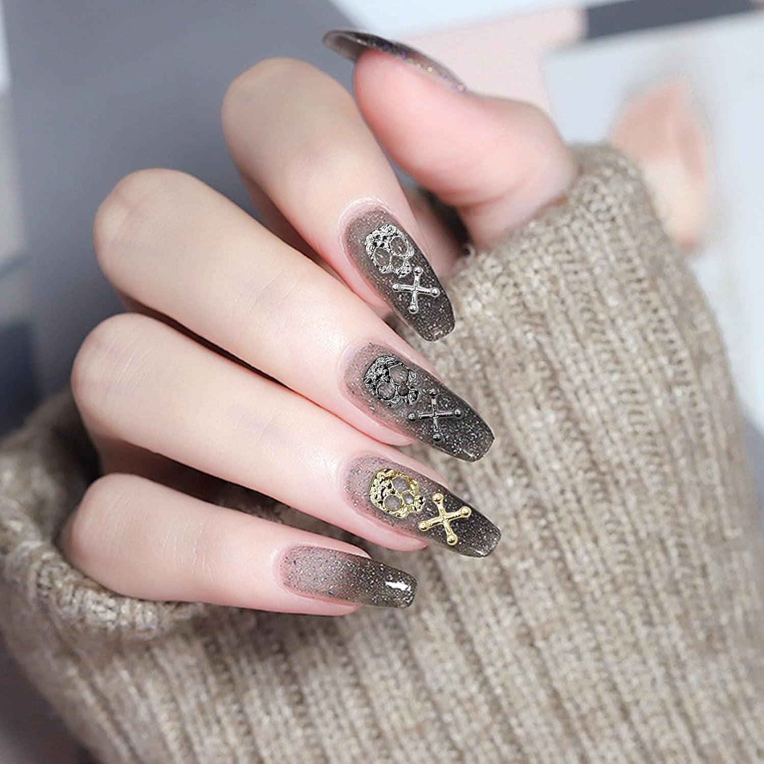 120ks Cross Skull Nail Art Dekorace Sada Zlatá Stříbrná Kovová přívěsky Punk Alloy Nail Art Šperky Šumivé kameny Příslušenství