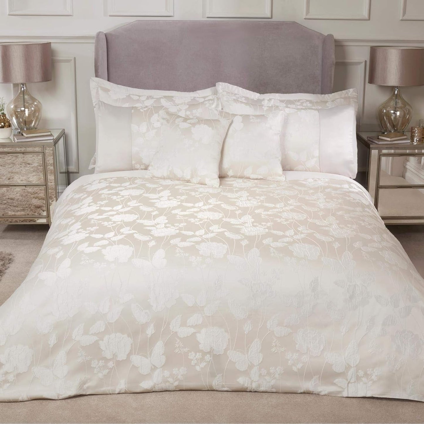Emma Barclay Butterfly Meadow přikrývka do královské postele, 100% polyester, krémová Naty Shop Peřiny a přikrývky Krémová King Size