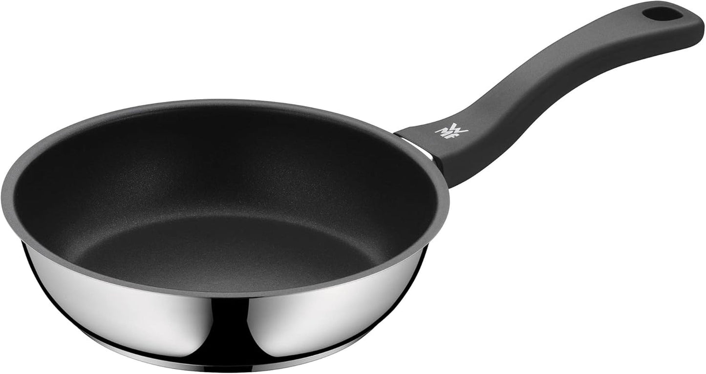 WMF pánev Devil 20 cm, indukční pánev, nerezová ocel Cromargan, plastová rukojeť Hrnce a pánve Naty Shop Výchozí název
