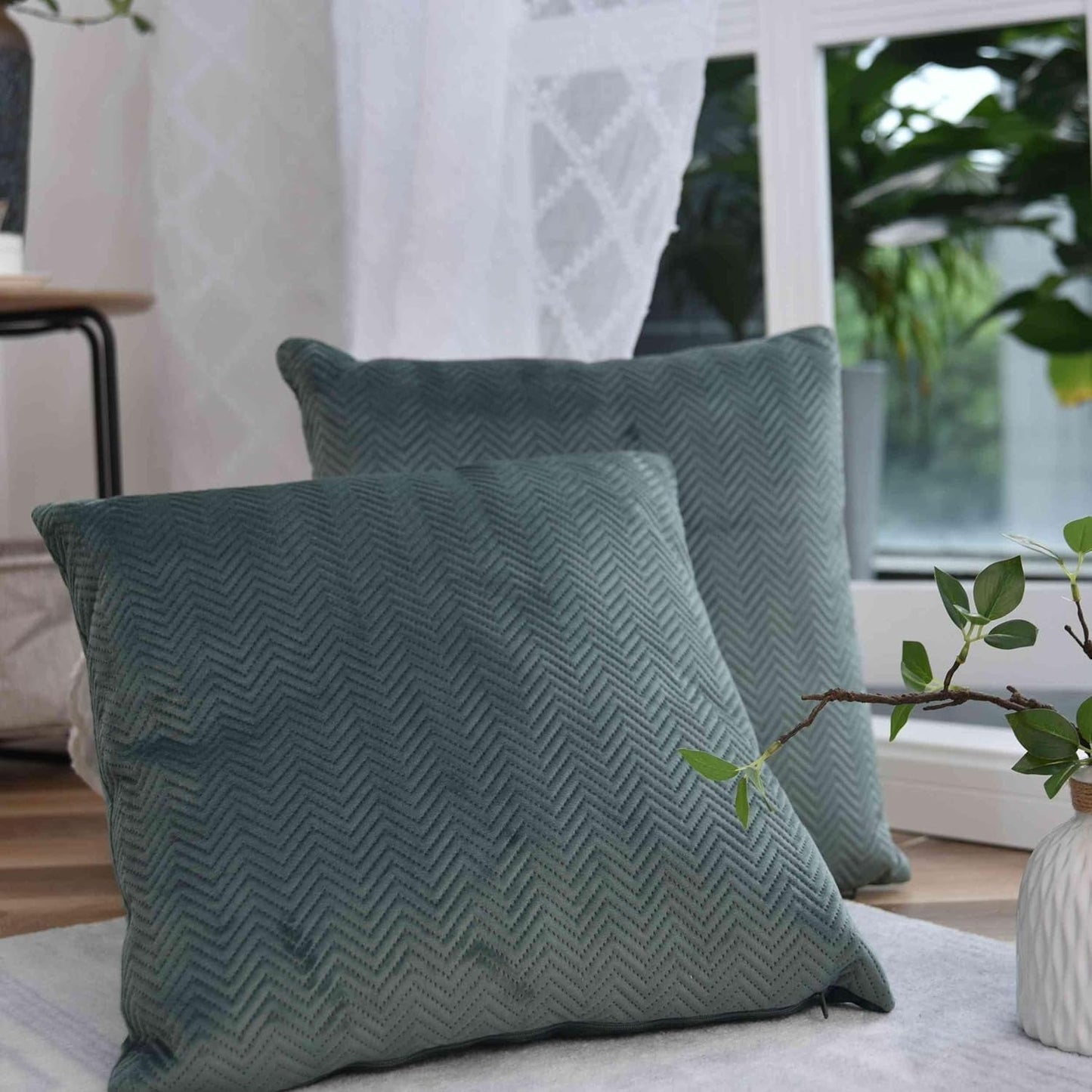Záclonová krabice Polštář dekorativní Polštář DxŠ 45X45 Cm Zelený žakárový "Greta" s designem rybí kosti Snadná údržba Zapínání na zip Měkká výplň 320G - Různé barvy, 2023510 Cestovní polštáře Naty Shop
