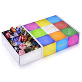 Čokoládový sortiment (37 kuliček LINDOR, 24 Hello Mini tyčinek, 10 Mini Fioretto), čokoládový dárek (1 x 815 g) a HELLO Mini Emoti, mléčná čokoláda v 5 designech emotikonů, 164 g