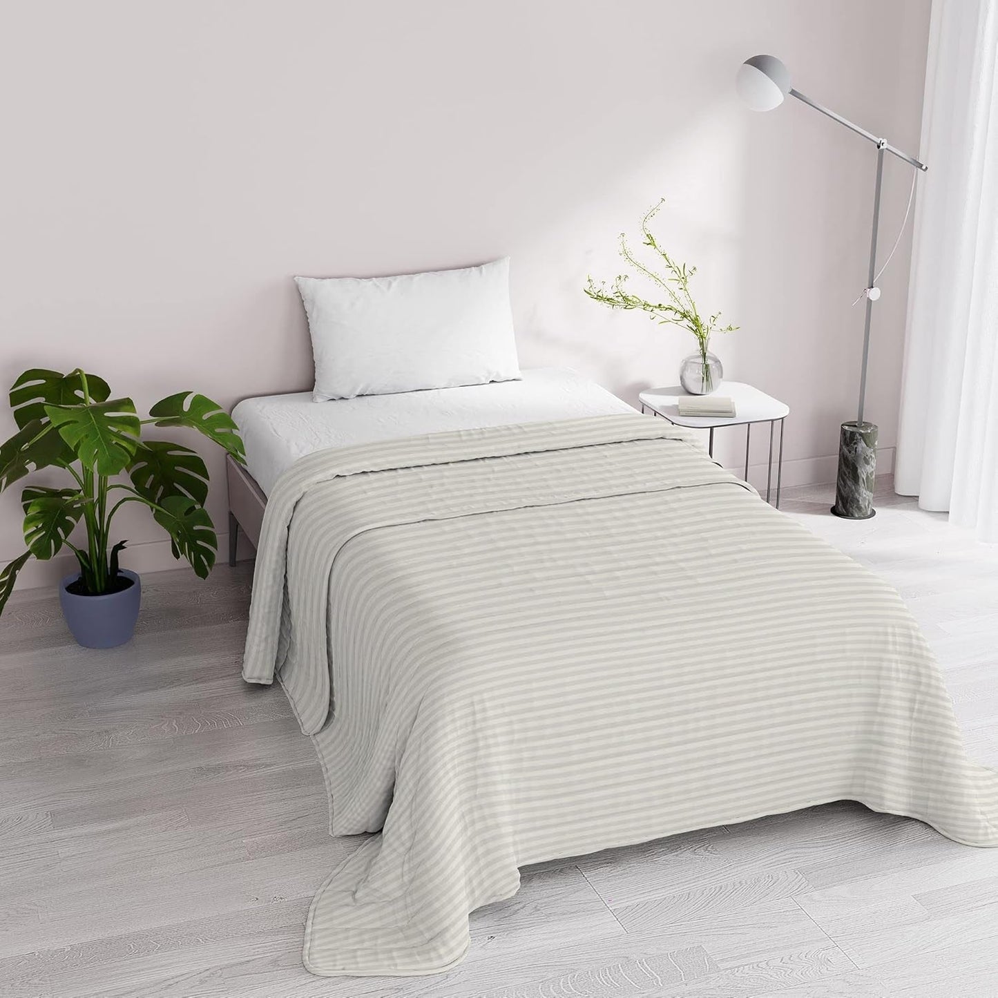 Letní přikrývka Satin Stripes, polyester, krémová, 260X250 Cm Přikrývky a přikrývky Naty Shop Cream 170X250 Cm