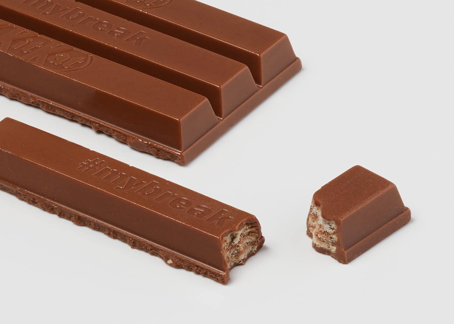 Nestlé klasické čokoládové tyčinky, mléčné čokoládové křupavé oplatkové tyčinky, balení 48 ks (24 x 41,5 g)