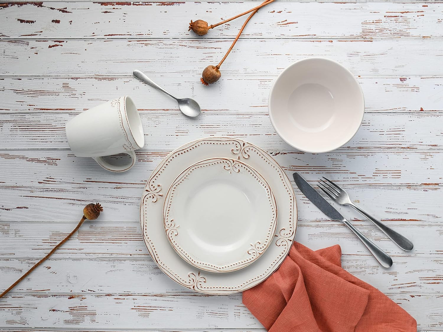 CreaTable, 23601, Romantic Vintage Series, 16dílná sada nádobí pro 4, Porcelánová kombinovaná služba, Vhodné do myčky a mikrovlnné trouby, Kvalitní výroba