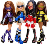 Bratz Scorchin' Cloe – obsahuje 1 módní panenku s oblečením a doplňky, panenky inspirované motoristickým sportem, roztomilá hračka pro dívky