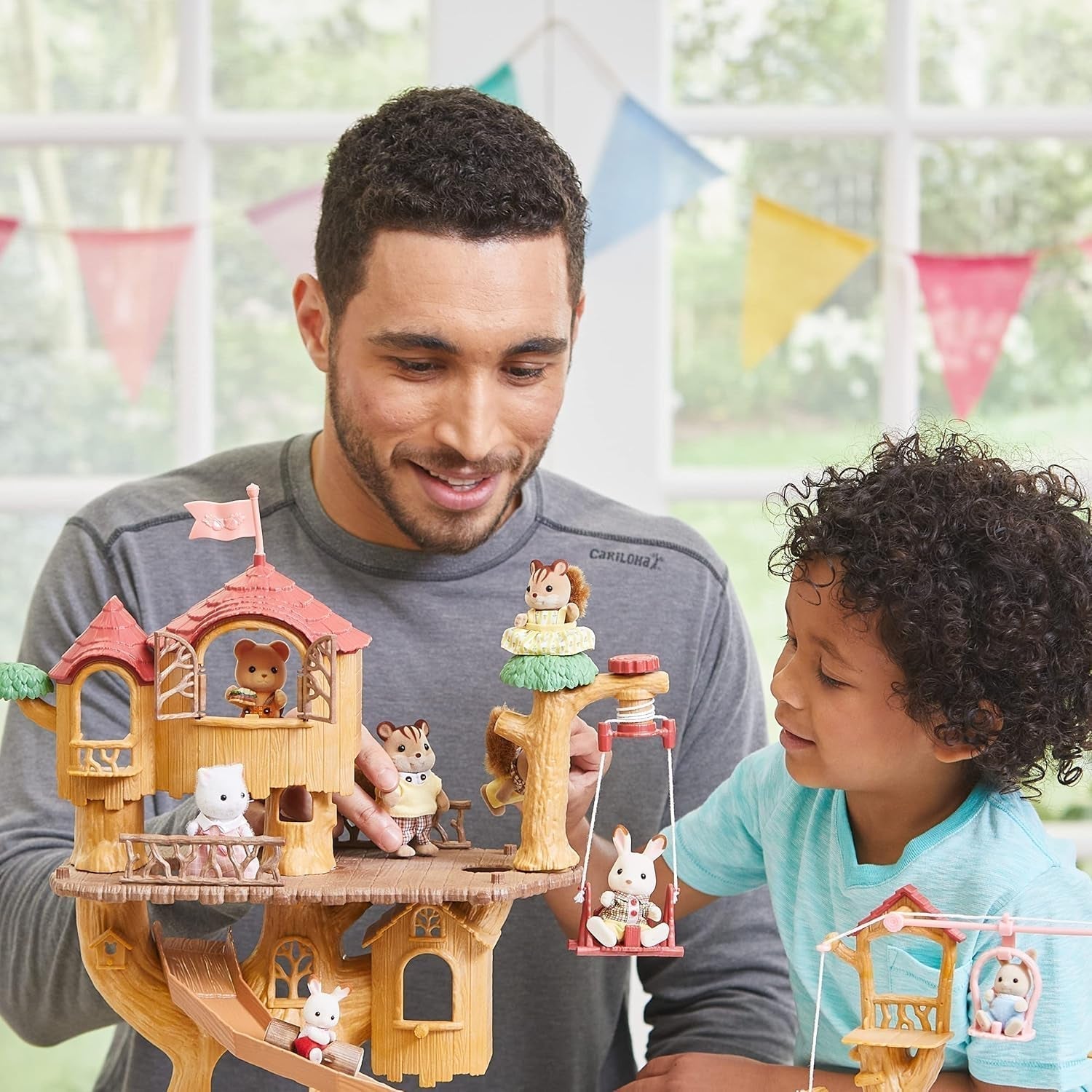Sylvanian Families 5494 Adventure Tree House - Hrací sada Domeček pro panenky Domky pro panenky Naty Shop