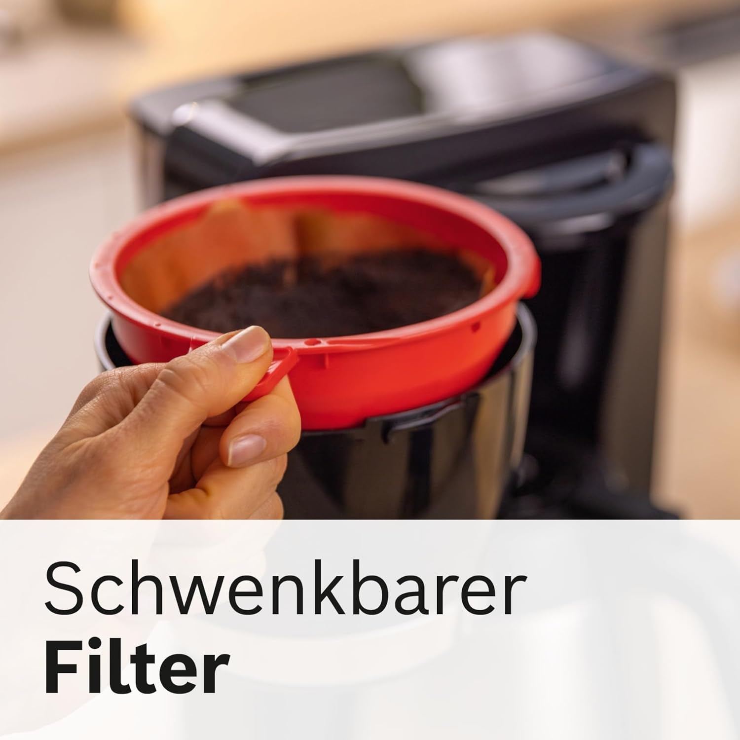 Bosch MyMoment TKA6M273 Filtrační espresso kávovar, 1L termokarafa, 8-12 šálků, Anti-Drip systém, otočný držák filtru, odvápňovací program, vyjímatelná nádržka na vodu, 1200 Watt, matná černá