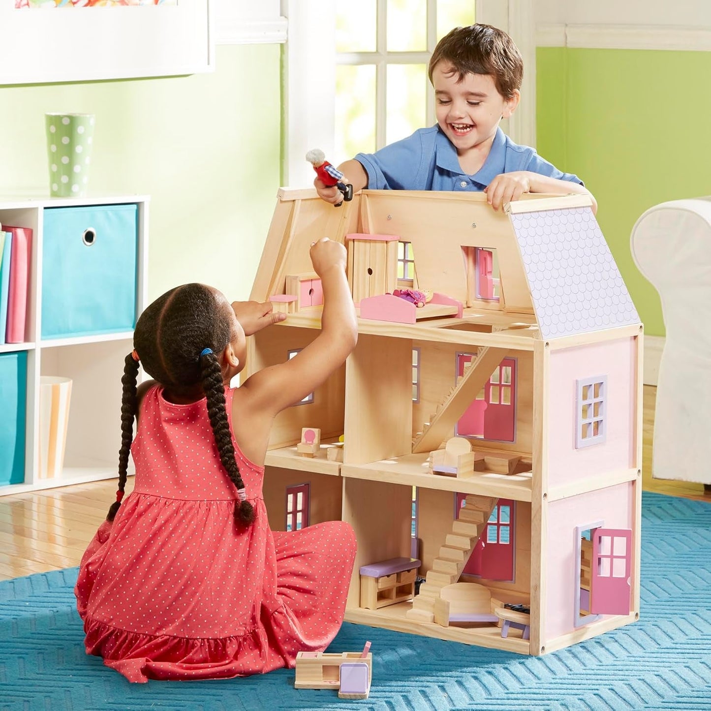 Dřevěný domeček pro panenky Melissa a Doug
