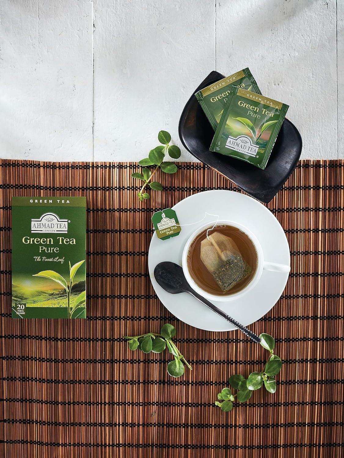Ahmad Tea - Zelený čaj - Jednotlivě balené čajové sáčky s příchutí se 2 g čaje na porci - 20 páskovaných čajových sáčků (balení po 2)
