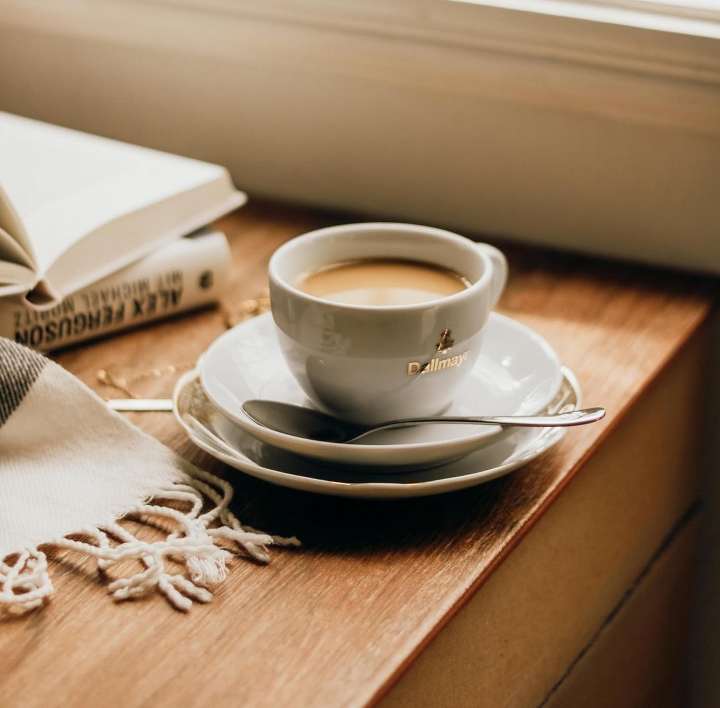 Dallmayr Café Crème Venezia - Kaffeebohnen entwicktelt für die Gastronomie v prémiovém Industriequalität *Für echte Genießer* (Geröstete Kaffeebohnen, 1 kg, Café Creme - VENEZIA)