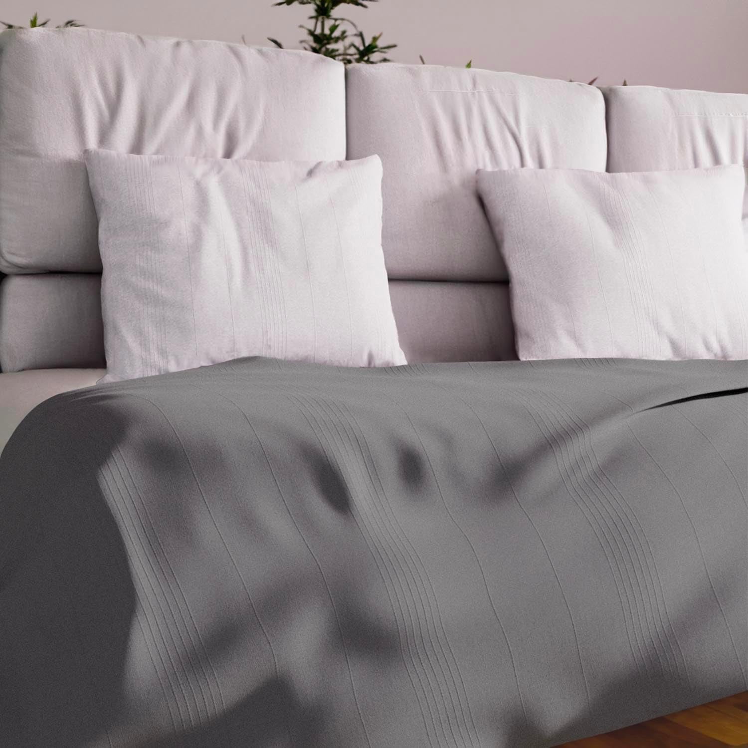 Soleil D'Ocre Adele, potah cik-cak, shozený z pohovky, Polycoton, modrý, 220 X 240 Cm Naty Shop Přikrývky a přikrývky Šedá 180 X 220 Cm