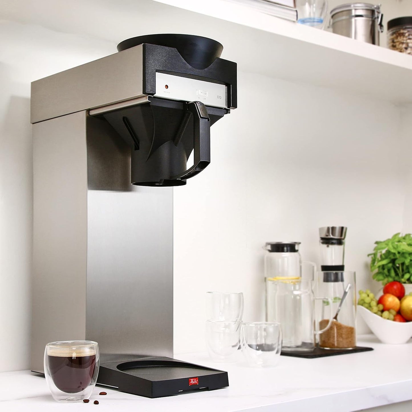 Profesionální kávovar na espresso s filtrem 170 MT, izolovaná karafa na uskladnění