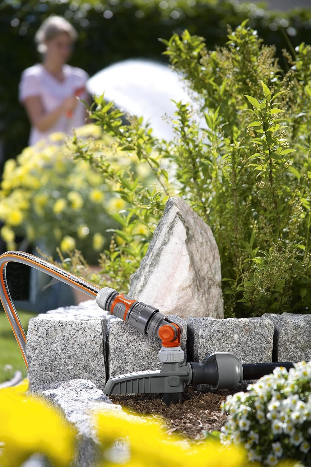 Připojení baterie Gardena s vodním uzávěrem, výstup vody: přípojka pro vodovodní zástrčku (kód položky 8254), výstup vody (kód položky 8250, 8266), součást potrubního systému (05327-20), šedá