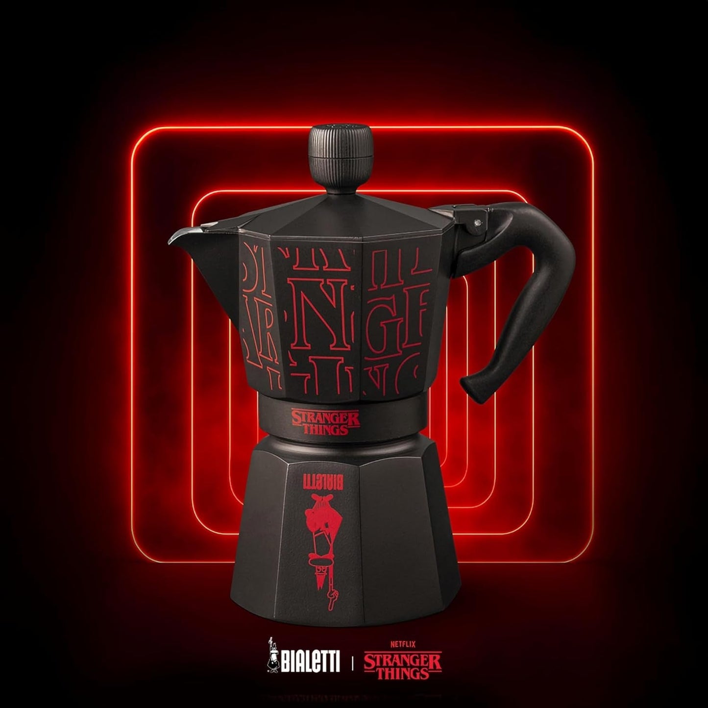 Kávovar Bialetti Moka Express Stranger Things na 6 šálků, hudební tlačítko s funkcí nabíjení USB-C, nevhodné pro indukční varné desky, 6 šálků (270 ml), černá