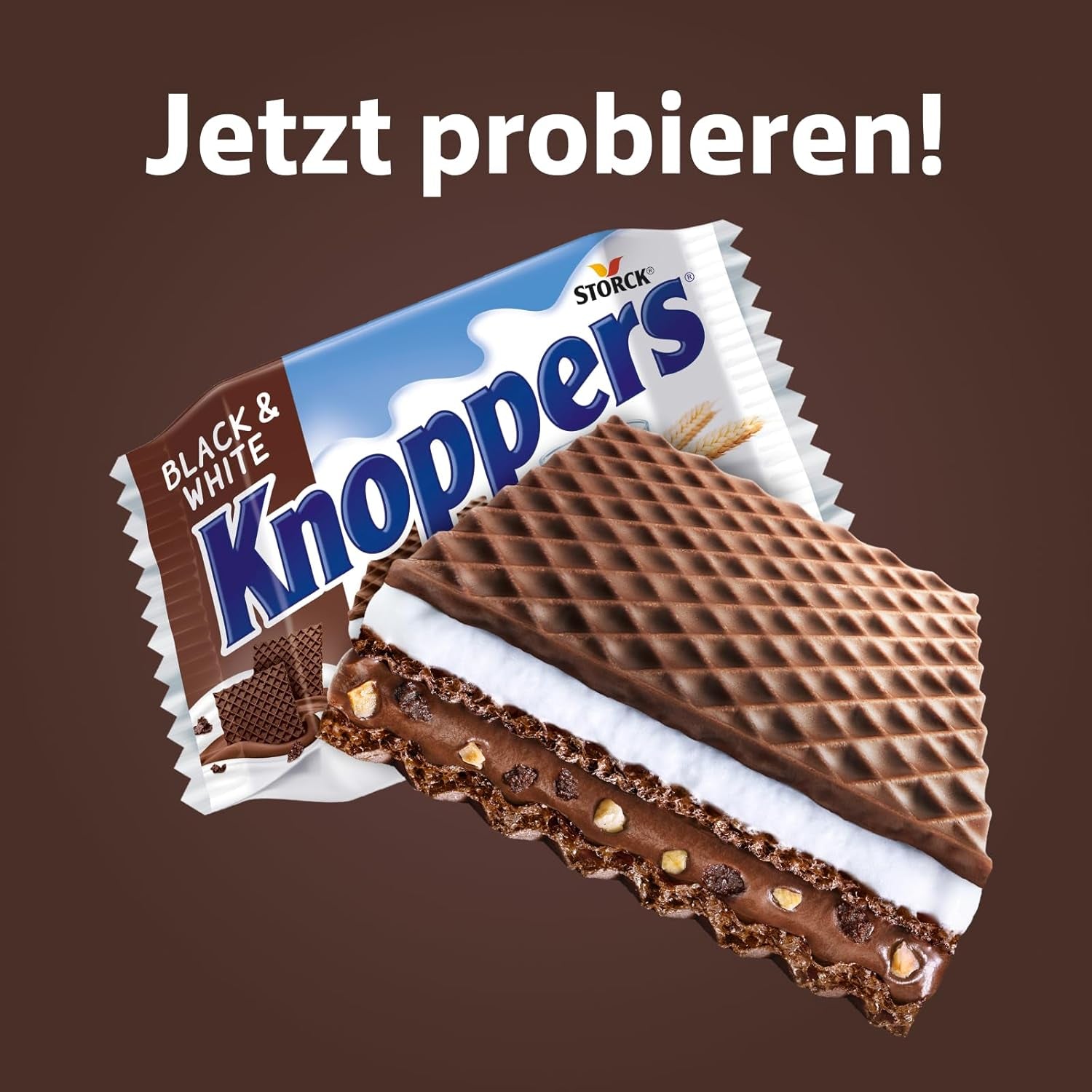White and Black Knoppers – 8 x 25g – Oplatkové plátky plněné tmavými kakaovými oplatkami, kousky černých sušenek, mlékem a nugátovým krémem