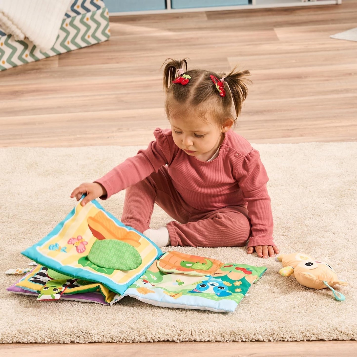 VTech Baby Moje velká plyšová kniha - Kniha/kniha Touch and feel s hudbou a zvuky - Látková kniha s pohyblivými prvky - Hračka pro motorické a smyslové dovednosti - Pro miminka a děti ve věku 3-24 měsíců Bebe Naty Shop Toys